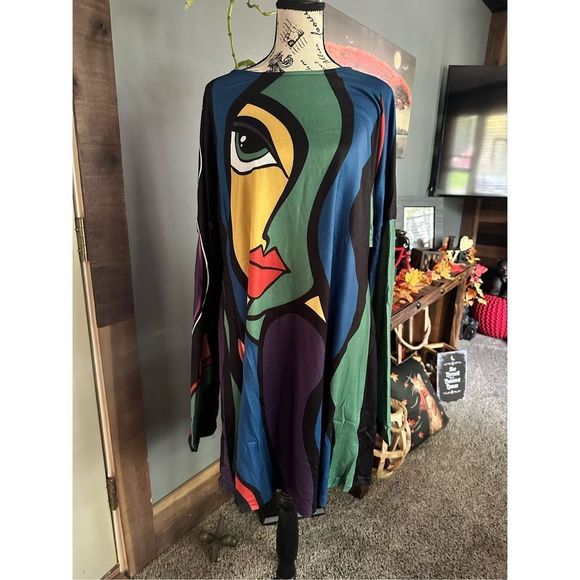 NWT, abstract, lightweight sweatshirt, material dress/tunic . Cotton says 3x on - Picture 9 of 12